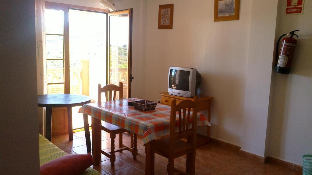 Apartamentos Las Colinas Velez-Malaga Bagian luar foto